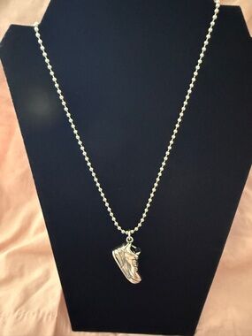 Nike Silver Sneaker Pendant Necklace or use shoe as a keychain(included) nwot